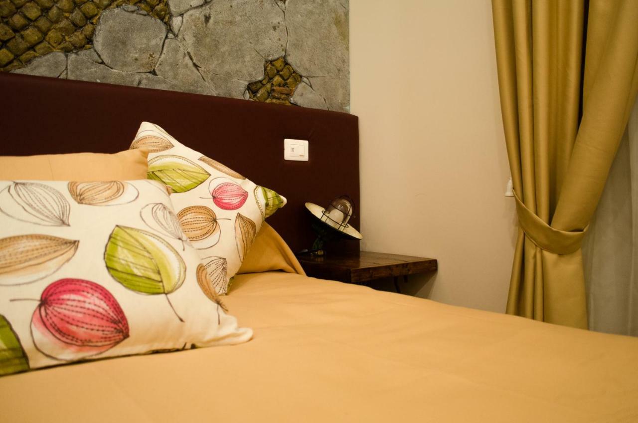 B&B Sosta Flegrea Napoli Esterno foto